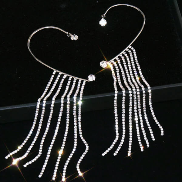 Mathilde lógó kristályos füldísz jobb fülre