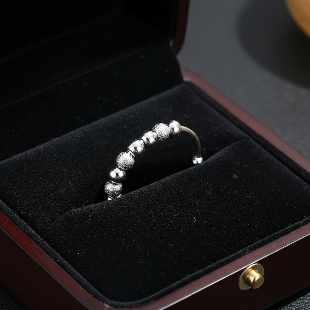 Ezüstös bogyók gyűrű (állítható méret)