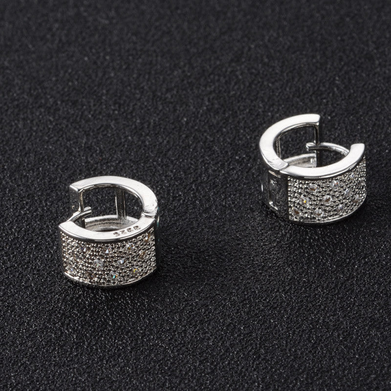 Előkelő sok kristályos kis karika fülbevaló whitegold