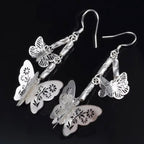 Ezüstös pillangók lógós fülbevaló