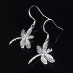 Ezüstös szitakötő fülbevaló