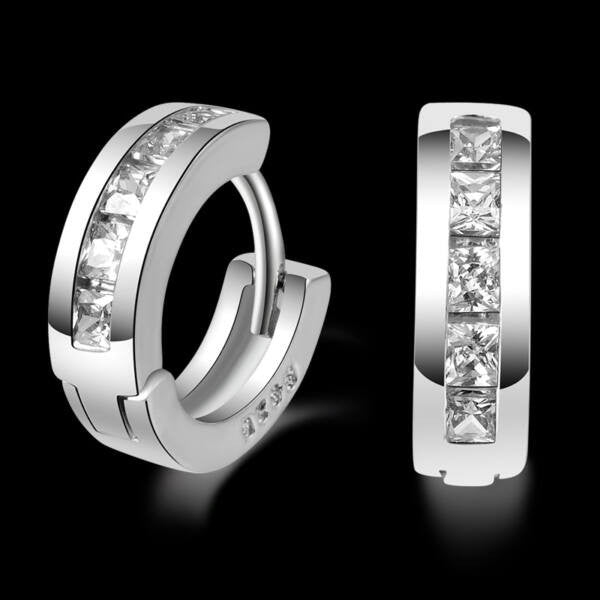 Öt ragyogó kristályos kis karika fülbevaló whitegold