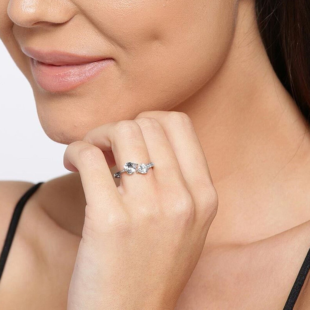 Ölelő kristály szívek gyűrű (állítható méret)