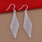 Ezüstös hálós rombusz fülbevaló