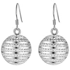 Ezüstözött lógós gömb fülbevaló