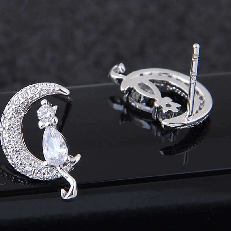 Amélie cicás női fülbevaló whitegold