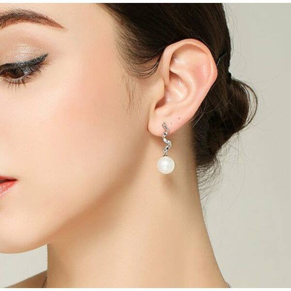 Contansie fülbevaló