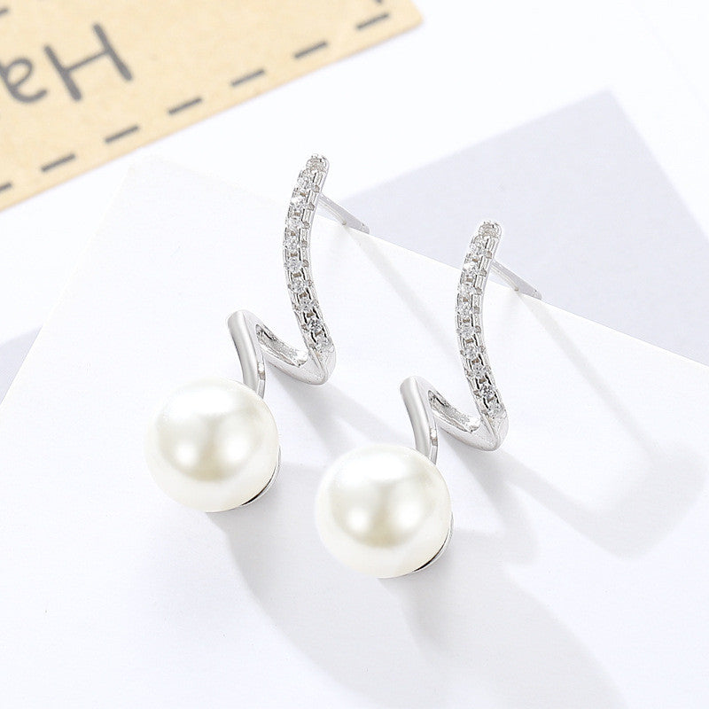 Amelia női fülbevaló whitegold