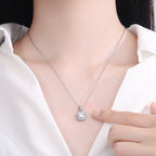 Isis női nyaklánc whitegold