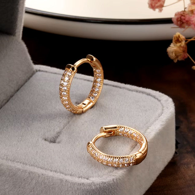 Ivette kristályos karika fülbevaló rosegold