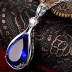 Mélykék csepp medálos nyaklánc whitegold