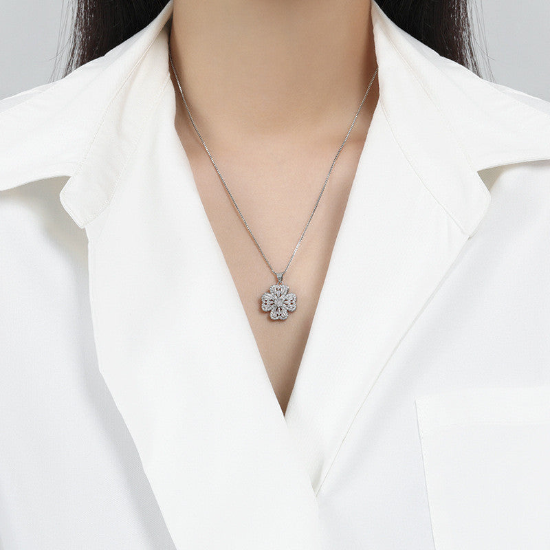 Ivette kristály virág nyaklánc whitegold