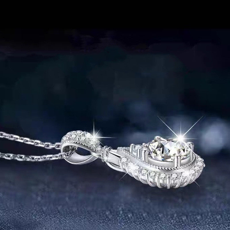 Elegáns csepp medálos nyaklánc whitegold