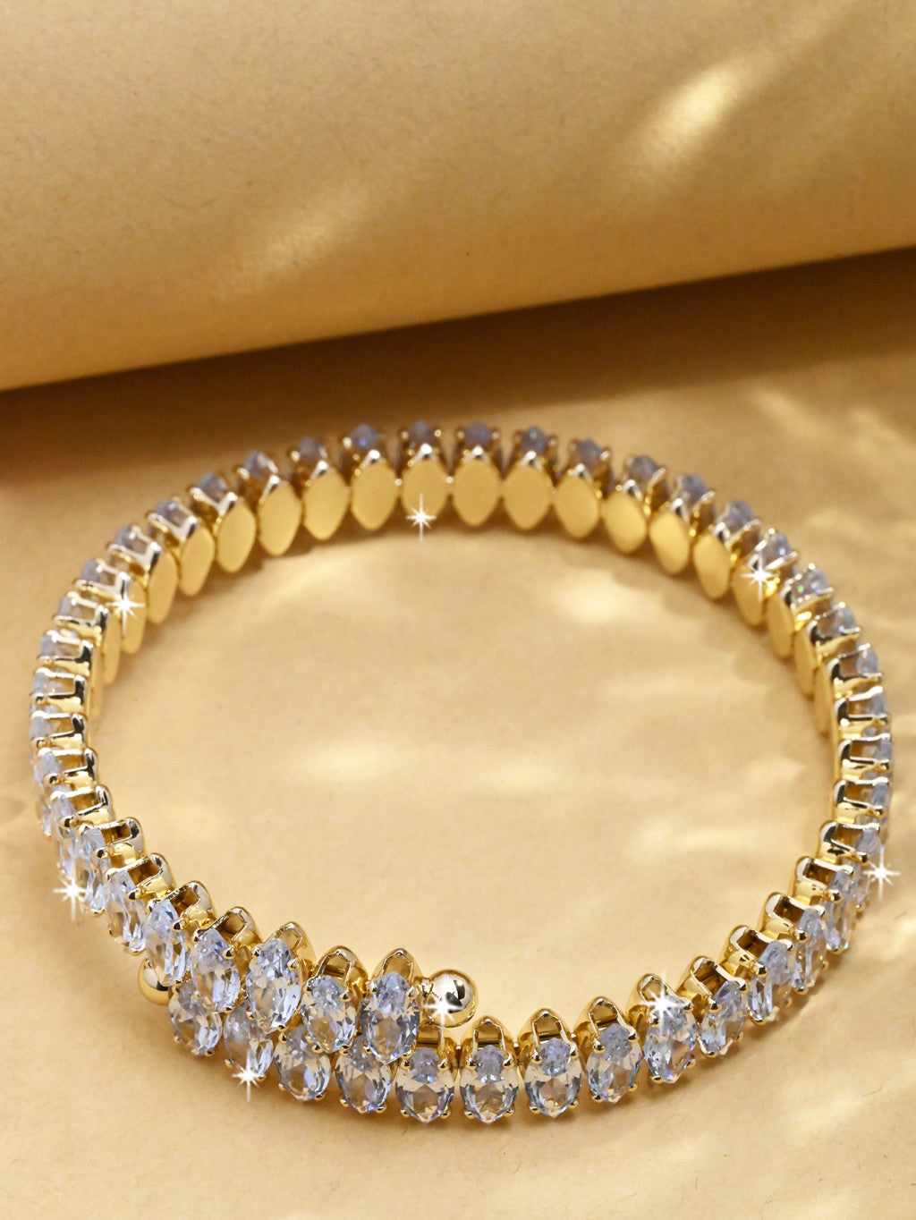 Ovál kristályos csillogó karkötő gold