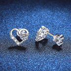 Beszúrós szív ezüst fülbevaló moissanite kristállyal