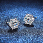 Beszúrós hatszög ezüst fülbevaló moissanite kristállyal
