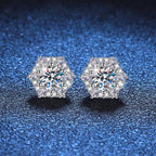 Beszúrós hatszög ezüst fülbevaló moissanite kristállyal