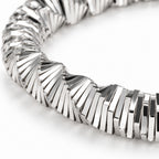 Csavart rugós nemesacél karkötő whitegold – makró