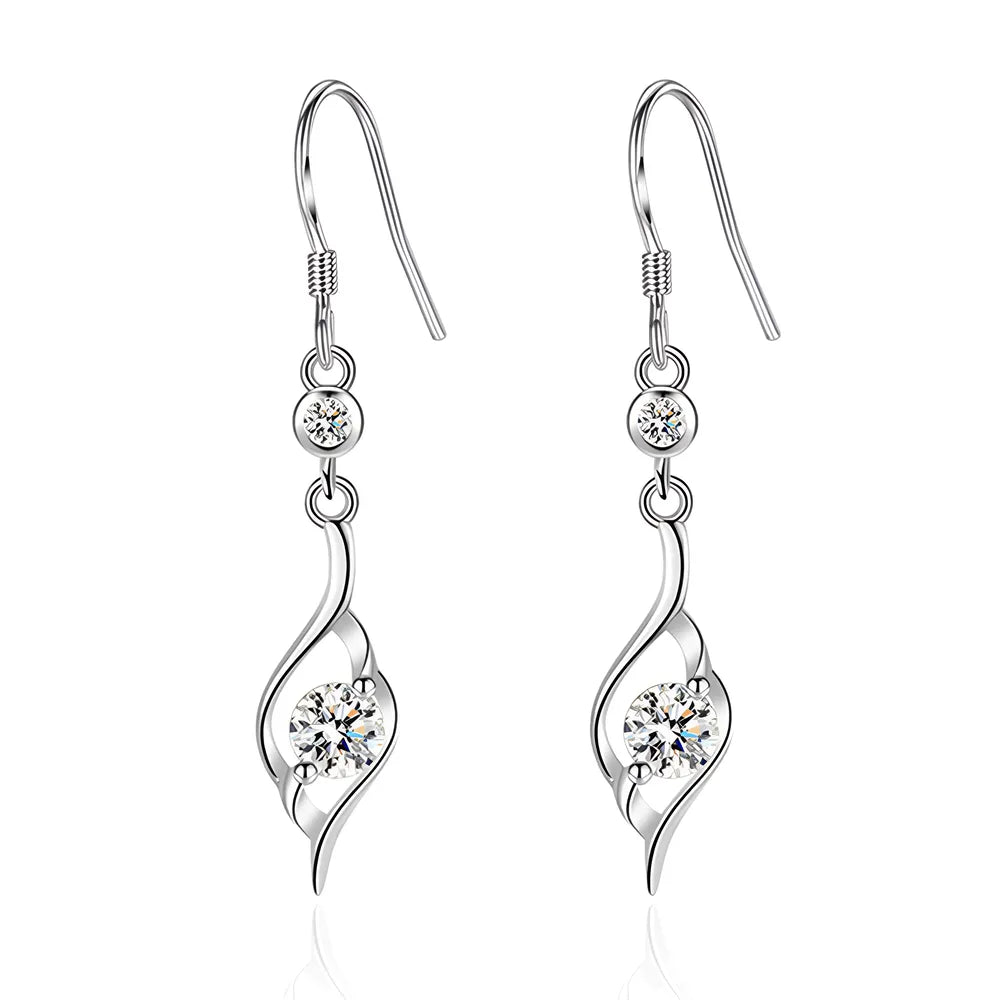 Csavart lógós fülbevaló whitegold