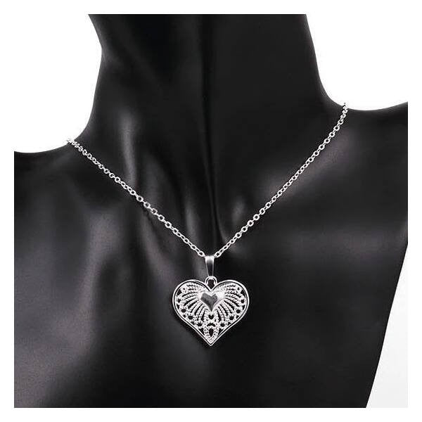 Anaelle ezüstös szív medálos nyaklánc