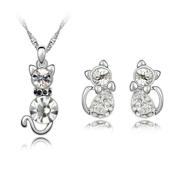 Cica szett Swarovski kristállyal fehér