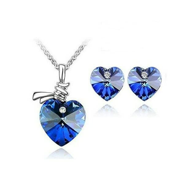 Sötétkék Swarovski szív szett