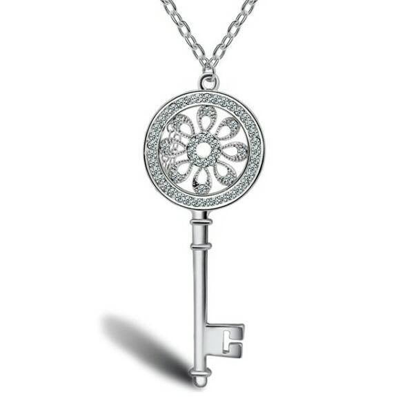 A palota kulcsa nyaklánc whitegold