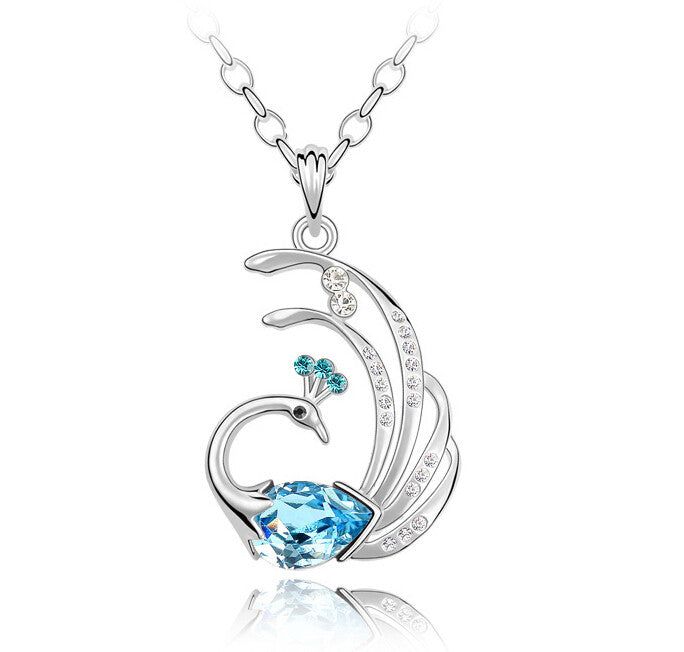 Páva nyaklánc Swarovski kristállyal tengerkék