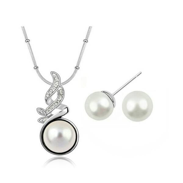 Ramóna fehér színű gyöngy szett