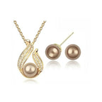 Olivia gyöngy szett kávé színű