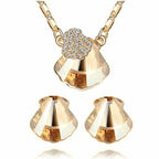 Pezsgő színű ragyogó kagyló szett