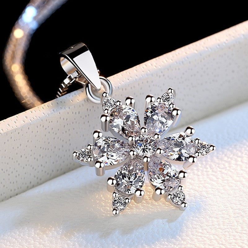 Nicci Swarovski kristályos nyaklánc