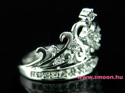 326 Korona egyedi köves gyűrű