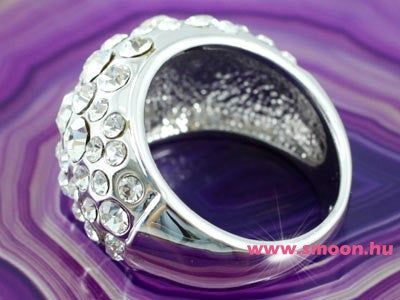 Sok köves Swarovski kristályos egyedi gyűrű