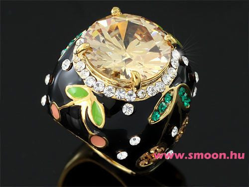 Swarovski köves gyűrű 0162