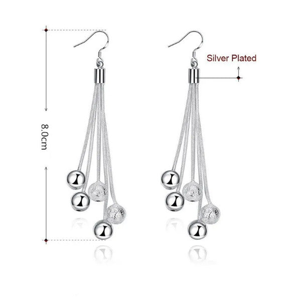 Ibtissem ezüstös bogyós fülbevaló