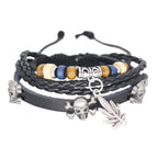 Halálfejes fonott bőr karkötő