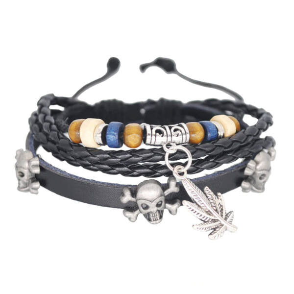 Halálfejes fonott bőr karkötő