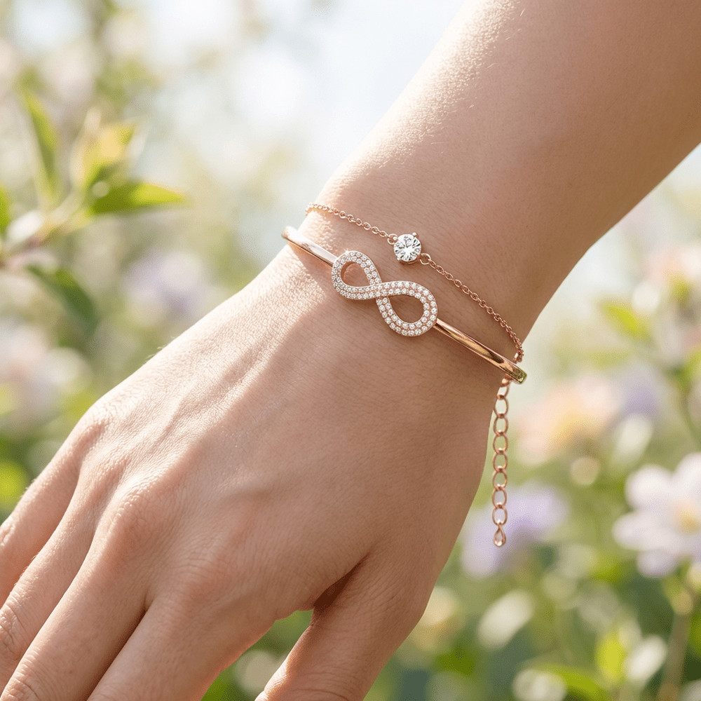 Végtelen és kerek kristály karkötő rosegold