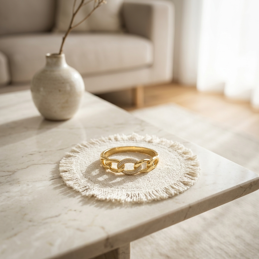 Bangle bracelet — Lifestyle - Home | Generated by Modelize