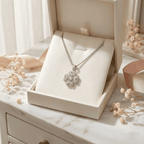 Ivette kristály virág nyaklánc whitegold